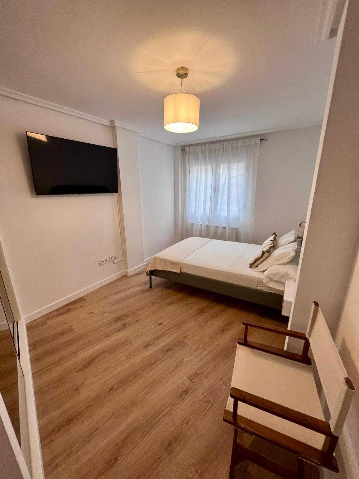 Apartment De
